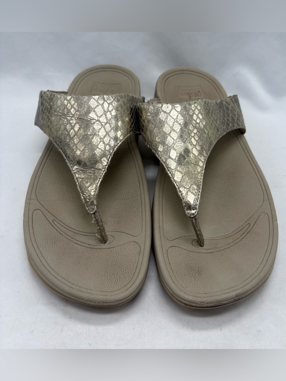 Fitflop LULU Gold snake-effect Thong Wedge Sandals Flip Flop Women's 10